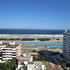 Icon Brava: apartamento de tres dormitorios y dos baños con vista a la playa Brava.