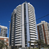 Forest Tower II: apartamento de tres dormitorios y dos baos con amoblamiento de primer nivel.