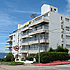 Edificio Terrazas del Faro: apartamento de dos dormitorios en la pennsula sobre la rambla de playa Brava.