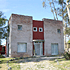 Moderno chalet a tan sólo una cuadra del arroyo de La Barra.
