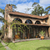 Excelente casa en Pinares con gran parrillero y casa de húespedes, ideal para vivir todo el año.