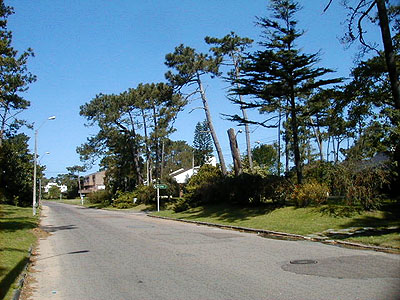 Barrio Residencial sobre Playa Mansa - Punta del Este