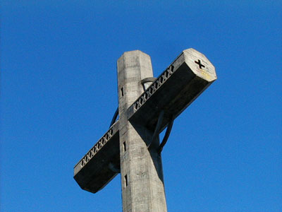 Cruz de cemento sobre el Cerro Pan de Azcar - Pan de Azcar