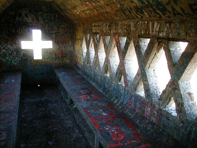 Interior de la cruz del Cerro Pan de Azcar - Pan de Azcar