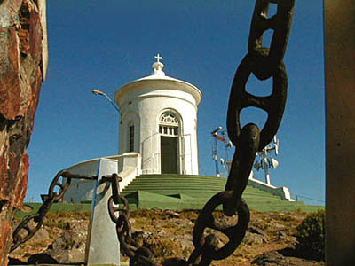 Templo en la cima del Cerro Ingls - Piripolis