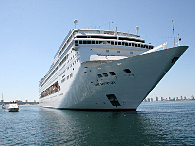 Crucero MSC Sinfona de Panam en la Baha de Maldonado - Punta del Este
