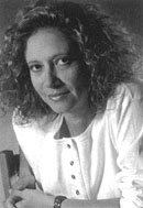Manuela Fingueret