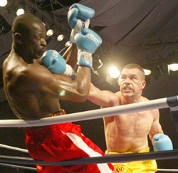 Boxeo Internacional en el Casino de Conrad