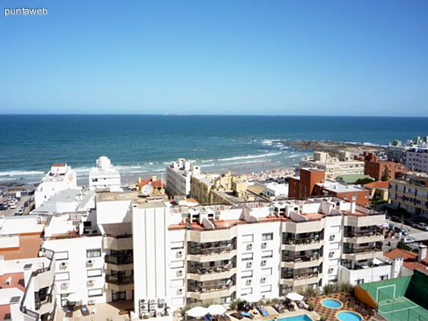 Vista hacia la playa El Emir.