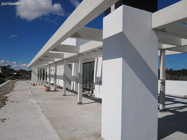 Terraza. Equipada con barbacoa y solarium.