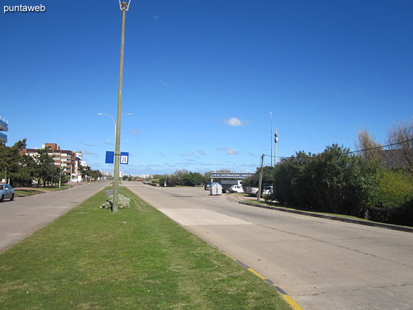 Rambla Claudio Williman frente a Rambla 24.