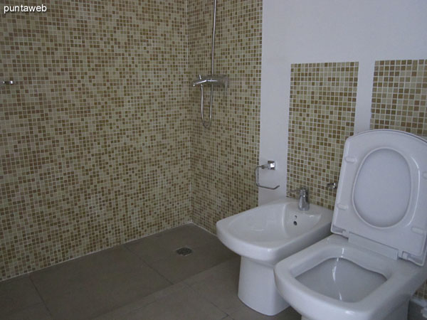 Detail of taps and sanitary ware in the second bathroom.