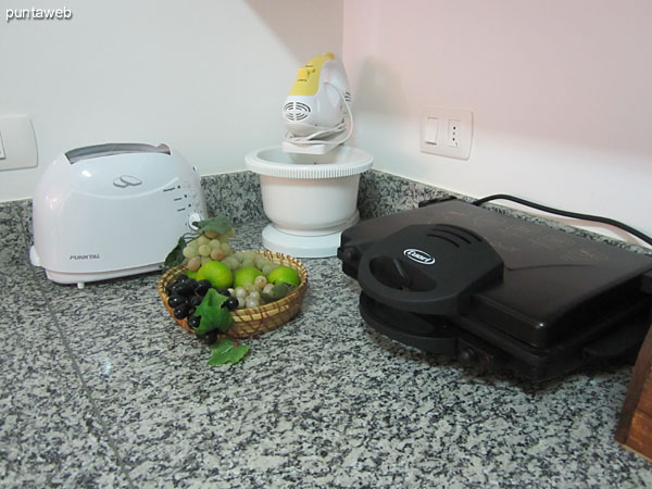 Disposicin del horno microondas en la cocina.