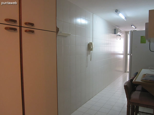 Shower with tub and shower enclosure in the second bathroom.