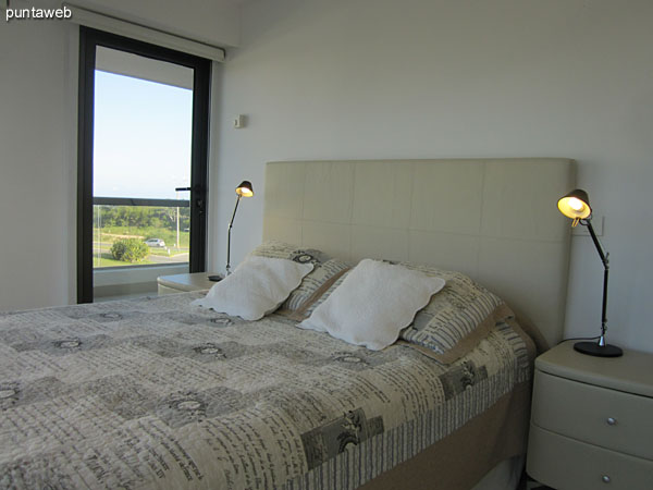 Master suite. Located at the building and equipped with double bed.<br><br>It has air conditioning.