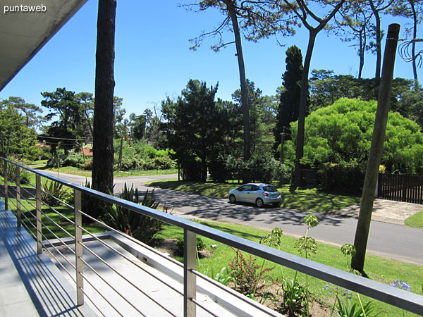 Overview balcony along the entire apartment from the living access to the southeast.<br><br>It is accessed from both the living room and from the master bedroom.