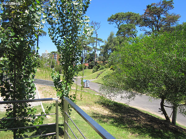 Overview Building Garden.