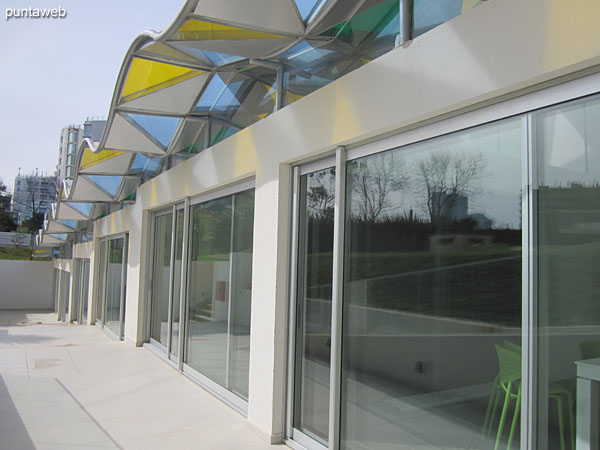 View from the garden of the building towards the sector barbecues on the south side.