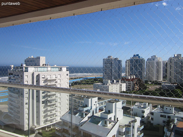 Second bedroom. Located at the west side of the building with access to the second terrace apartment balcony.<br><br>Equipped with two single beds.