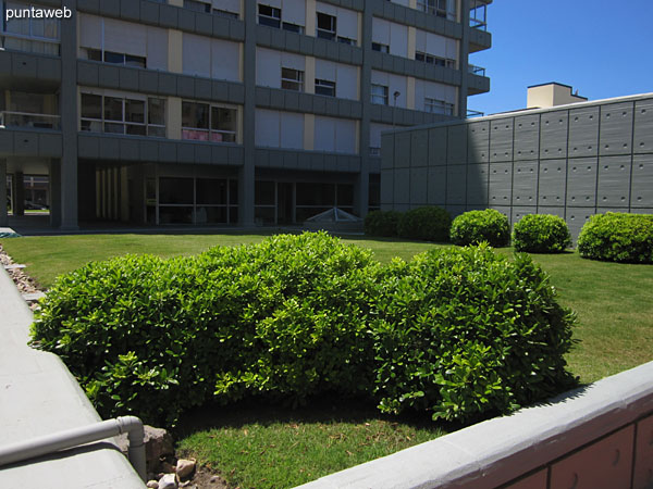 orner apartment on the north side of the building.