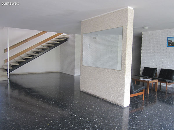 View to the sector roofed garages. The apartment has its own space.