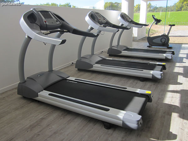 Fitness center. Located in block 3.