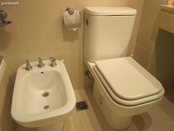 Tub in the bathroom of the suite.