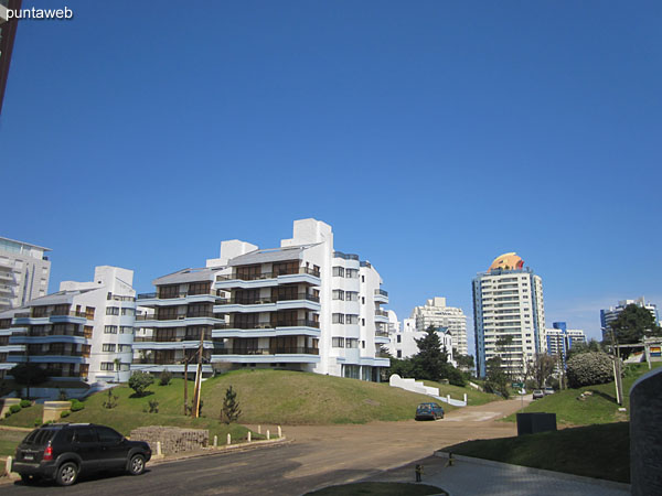 Fachada del edificio orientada al sur.