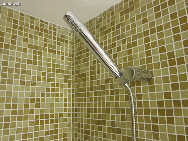 Detail of fittings and fixtures in the bathroom of the second bedroom.