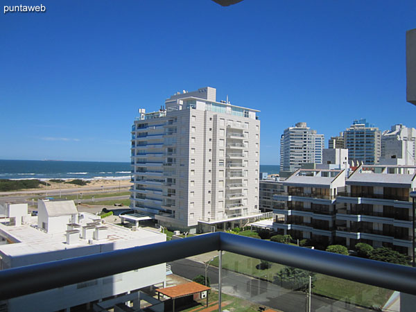 View to the sea, facing south, on the Brava beach from the terrace balcony.