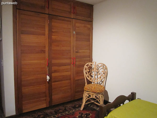 Second bedroom, located towards the quiet part of the building. Equipped with two single beds.