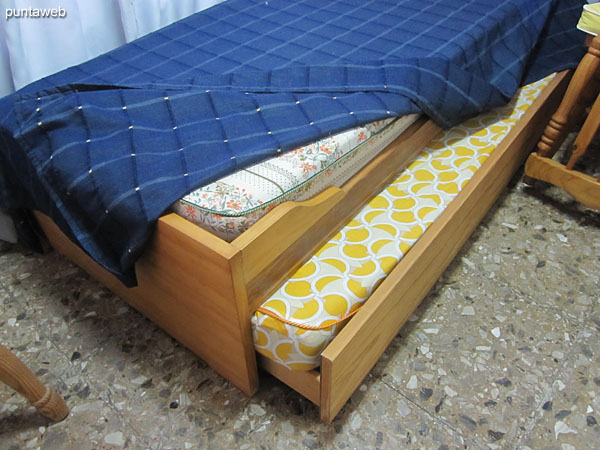 Detail of marine bed with capacity for two additional people in the master suite.