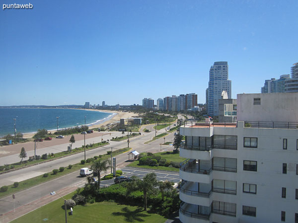 View towards the bay of Punta del Este along the Mansa beach from the window of the living room.