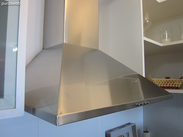 Extractor hood.