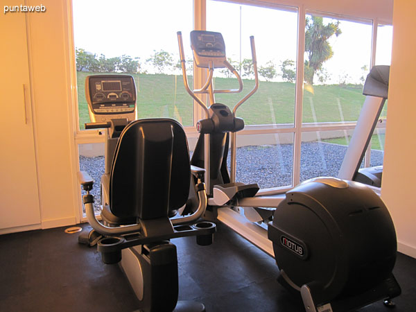 Fitness center. Well equipped and overlooking the surrounding garden.