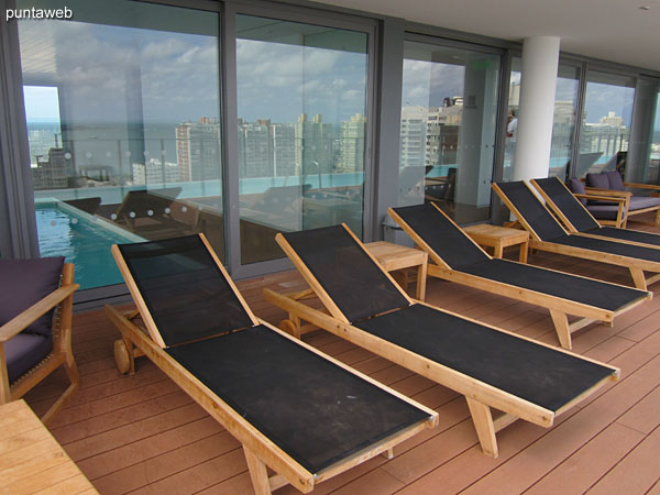 Views from the solarium on the 16th floor next to the pool outdoors.