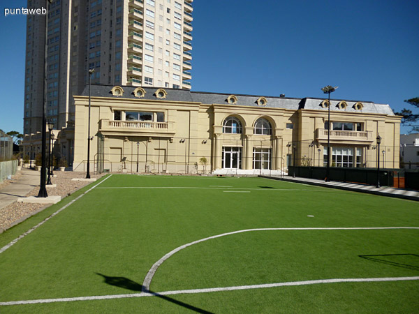 Cancha de futbol cinco.