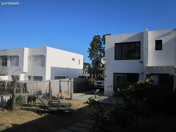 View of the garden to the quiet part of the building.