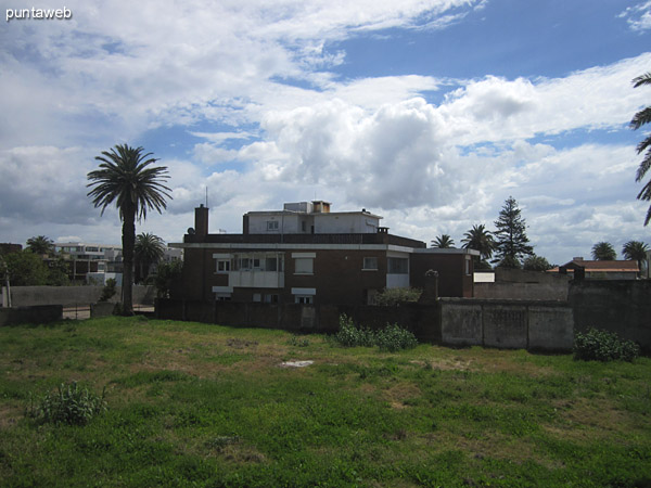 Second bedroom. Conditioning and twin beds and oriented to the north. <br><br>The window provides views over the neighboring undeveloped land providing great light.