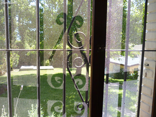 Segundo ba�o. Situado entre el tercer y cuarto dormitorio. <br><br>Detalle de grifer�a y artefactos sanitarios.